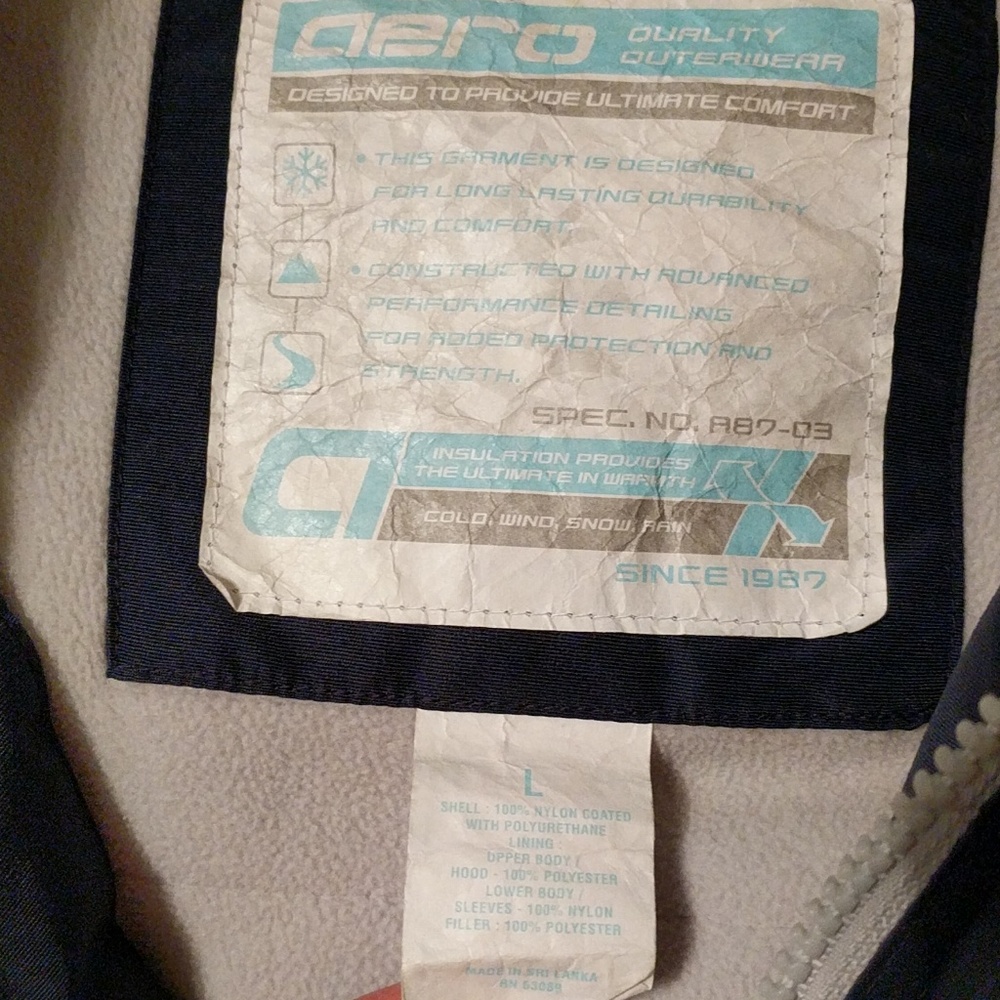 Hooded winter jacket - Picture 4 of 4